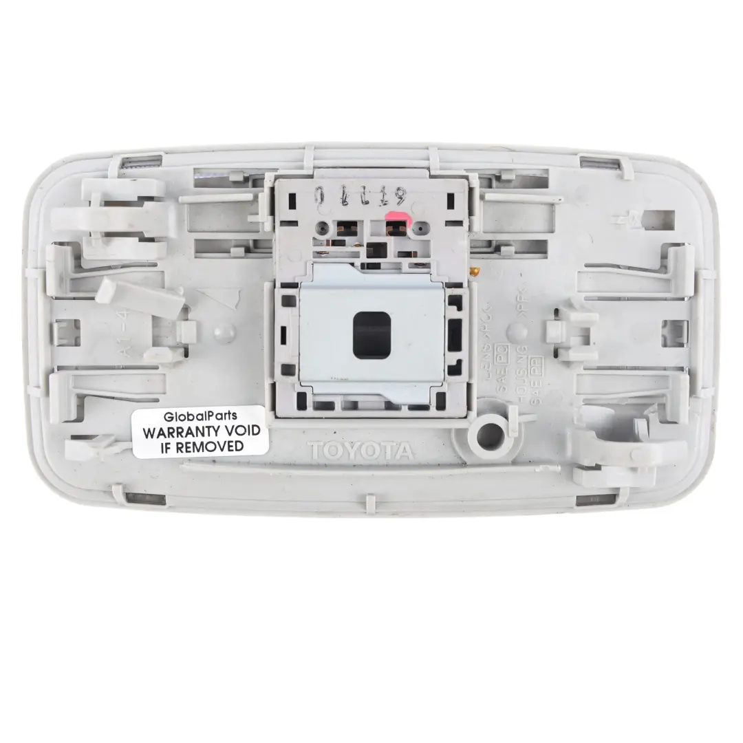 Toyota Auris E15 Podsufitka Panel Przycisk Lampy Wnętrza - SKU 8124052040B1 - Numer Części 8124052040B1