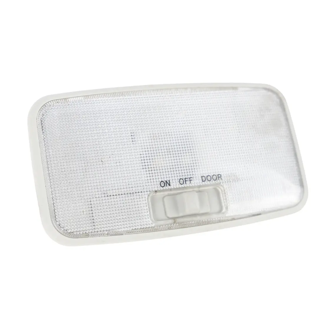 Copertura Pulsante Luce Interna Padiglione per Toyota Auris E15 con numero di parte 8124052040B1 Toyota Auris E15 Copertura Pulsante Luce Interna Padiglione - SKU 8124052040B1 - Numero di parte 8124052040B1