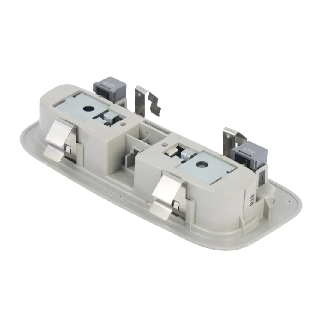 Luz Lectura Techo Interior Delantera Gris para Toyota Corolla E12 con número de pieza 8126005051B2 Toyota Corolla E12 Luz Lectura Techo Interior Delantera Gris - SKU 8126005051B2 - Número de pieza 8126005051B2
