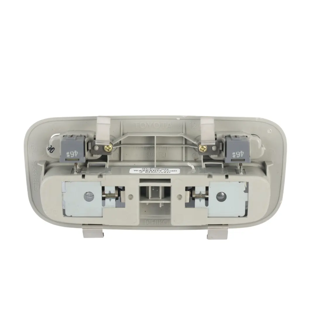 Luz Lectura Techo Interior Delantera Gris para Toyota Corolla E12 con número de pieza 8126005051B2 Toyota Corolla E12 Luz Lectura Techo Interior Delantera Gris - SKU 8126005051B2 - Número de pieza 8126005051B2