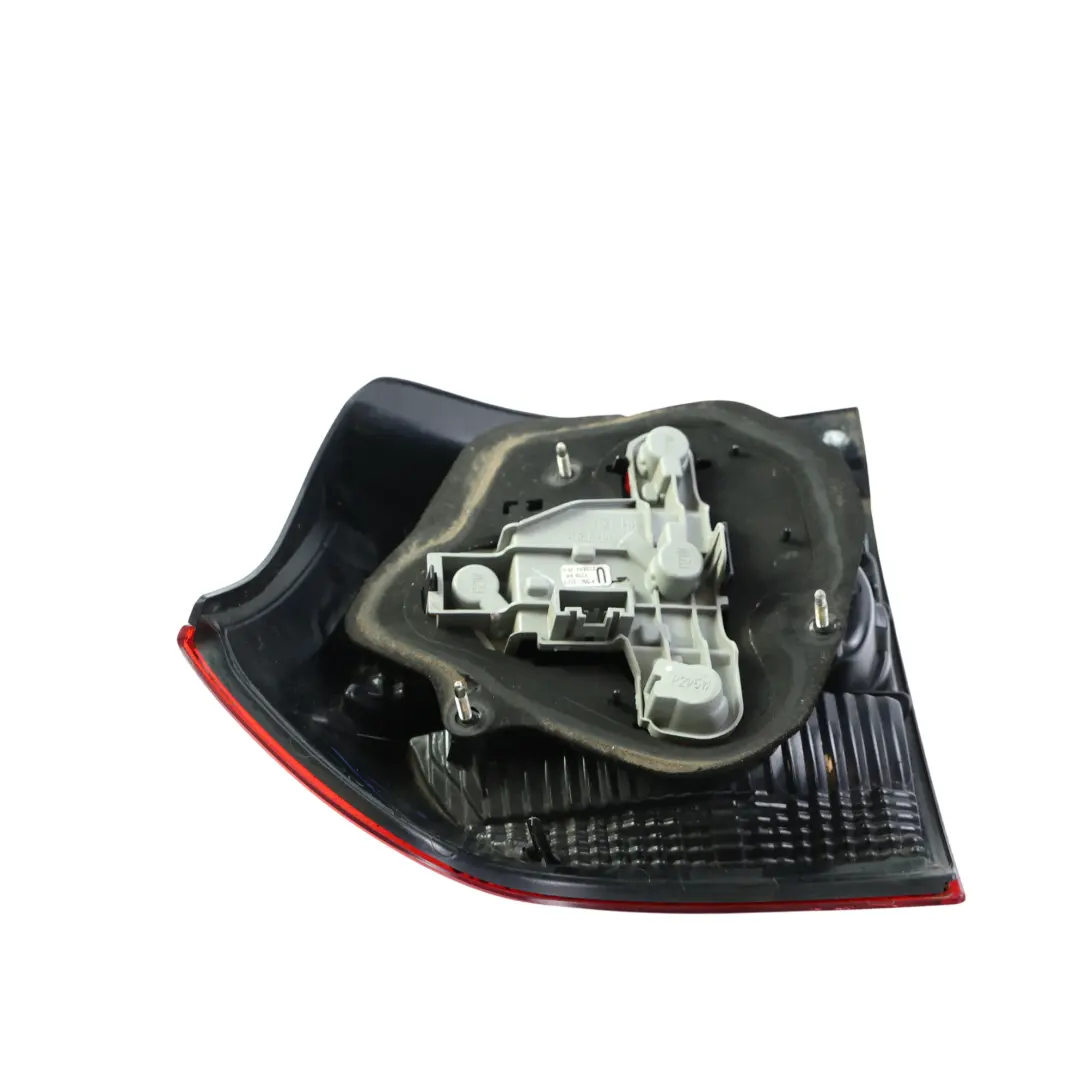Toyota Corolla E12 Fanale Posteriore Esterno Destro - SKU 8155102310 - Numero di parte 8155102310