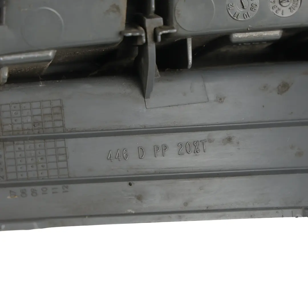 Tylna Prawa Lampa Tylna do Toyota Avensis T270 o numerze 8155105260 Toyota Avensis T270 Tylna Prawa Lampa Tylna - SKU 8155105260 - Numer Części 8155105260