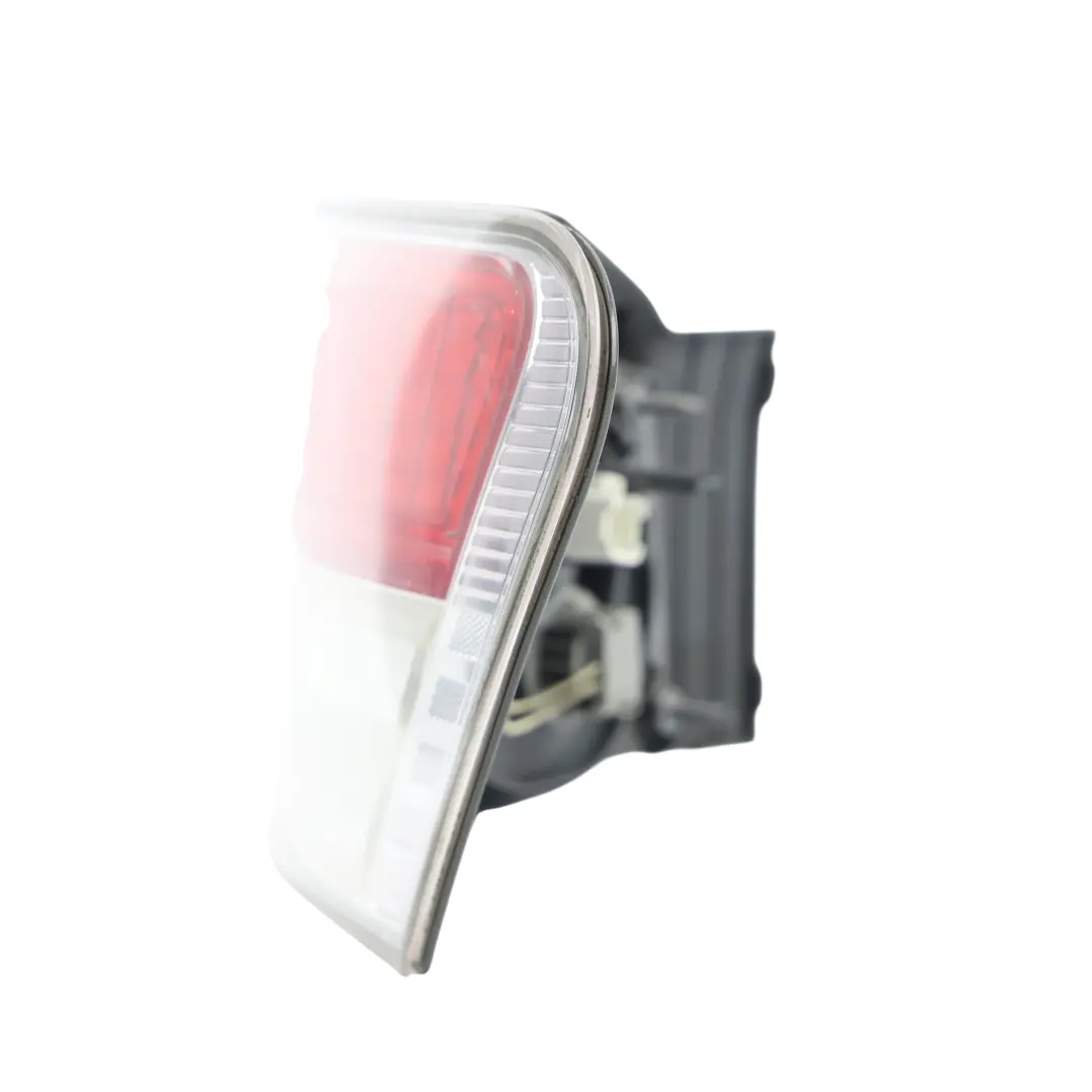 Taillight Tail Light Lamp Right O/S to Toyota Avensis T270 Rear with Part number 8155105260 Toyota Avensis T270 Rear Taillight Tail Light Lamp Right O/S - SKU 8155105260 - Part number 8155105260