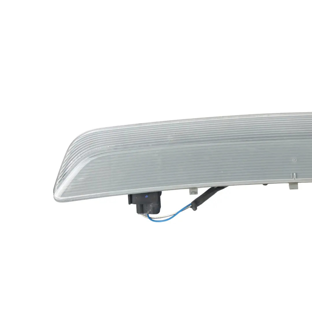 Centre Stop Lamp Third Brake Light Rear to Toyota Avensis T270 with Part number 8157005110 Toyota Avensis T270 Centre Stop Lamp Third Brake Light Rear - SKU 8157005110 - Part number 8157005110