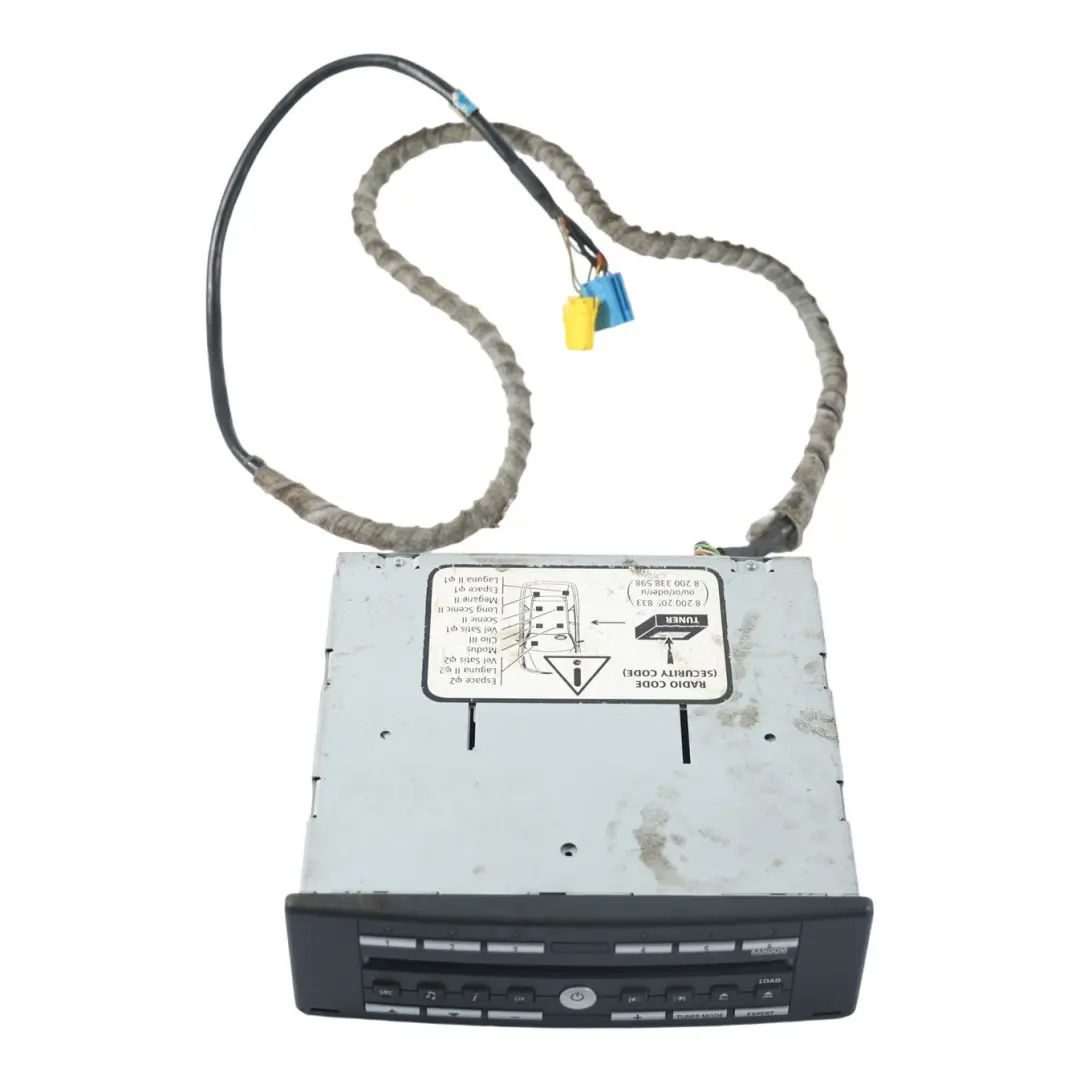 Mk4 Radio Odtwarzacz CD Wzmacniacz 8200205833 do Renault Espace o numerze 8200207099 Renault Espace Mk4 Radio Odtwarzacz CD Wzmacniacz 8200205833 - SKU 8200207099 - Numer Części 8200207099