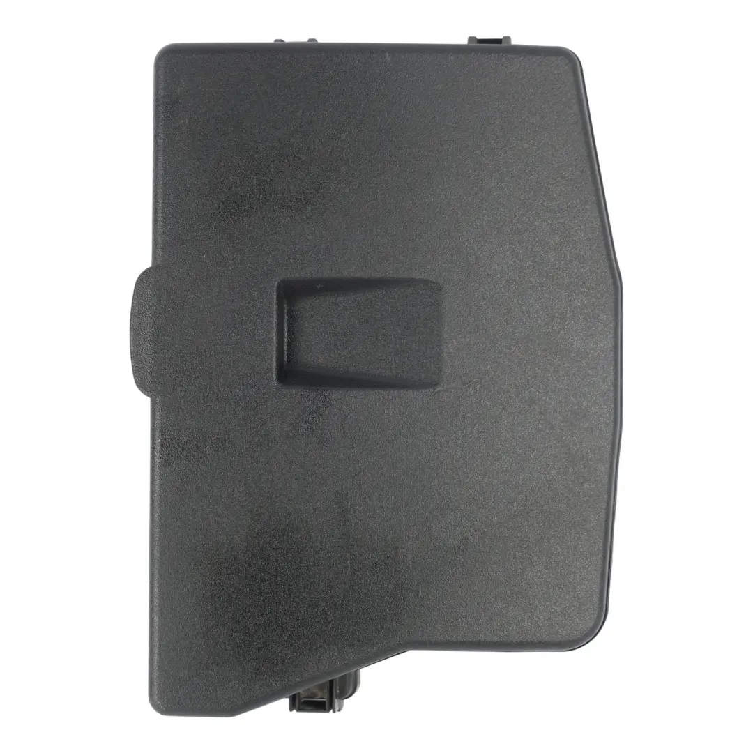 Tapa Caja Fusibles Relés Compartimento Motor para Toyota Auris E15 con número de pieza 8266202190 Toyota Auris E15 Tapa Caja Fusibles Relés Compartimento Motor - SKU 8266202190 - Número de pieza 8266202190
