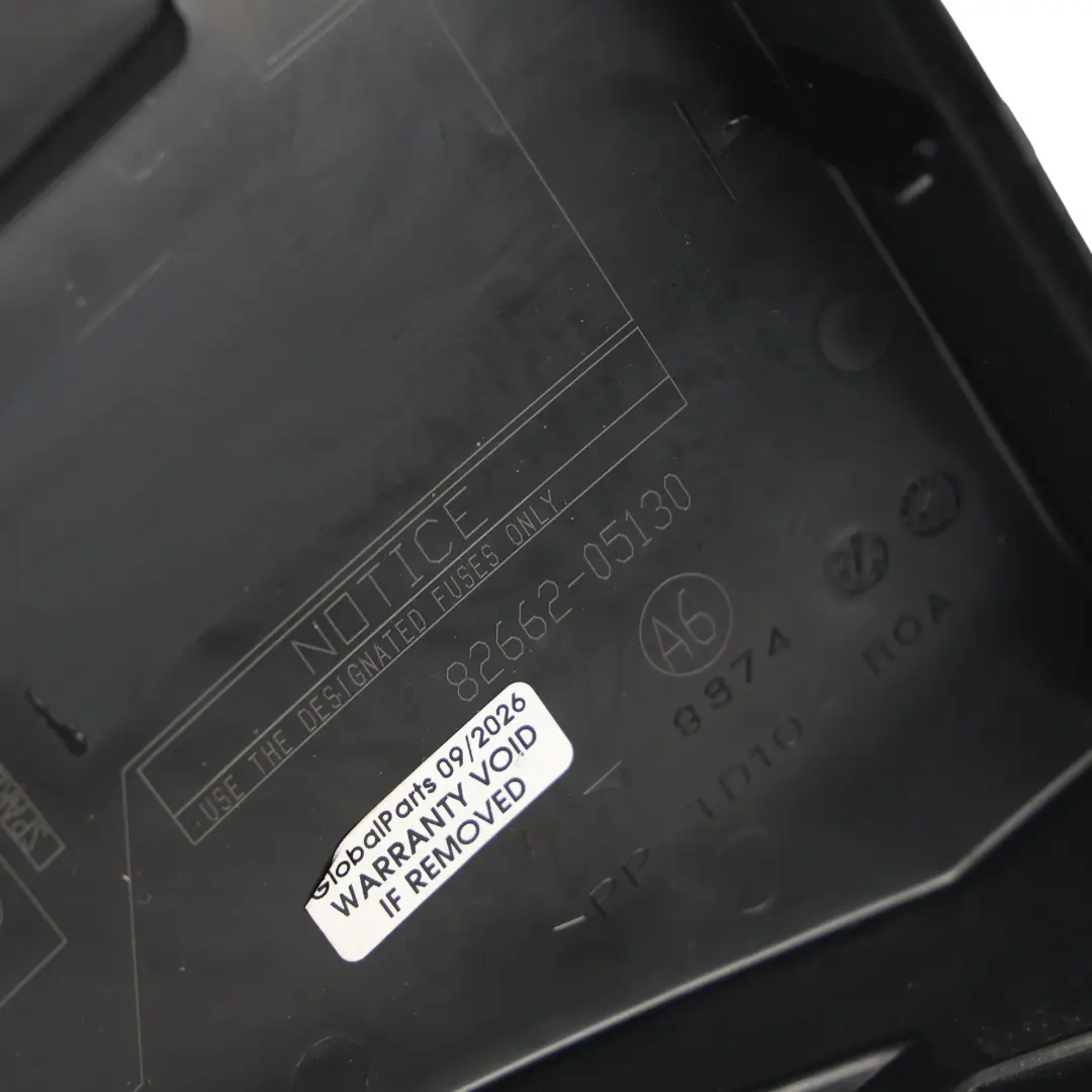 Toyota Avensis T270 Sicherungskasten Abdeckung Deckel Verkleidung - SKU 8266205130 - Teilenummer 8266205130