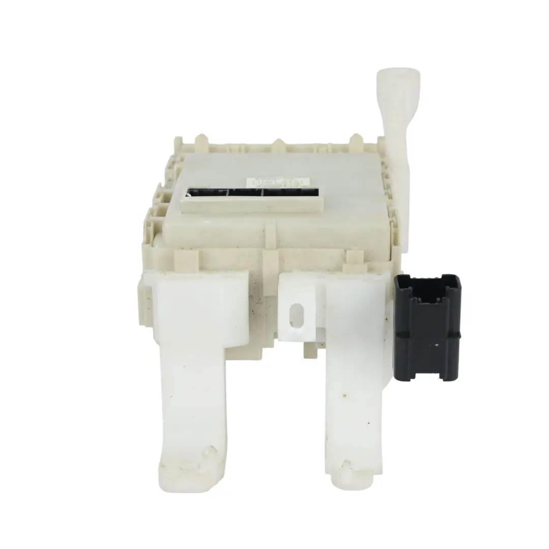 Under Dash Fusebox Fuseboard 2.0 Diesel 827300F060 to Toyota Verso R20 with Part number 827300F060D Toyota Verso R20 Under Dash Fusebox Fuseboard 2.0 Diesel 827300F060 - SKU 827300F060D - Part number 827300F060D