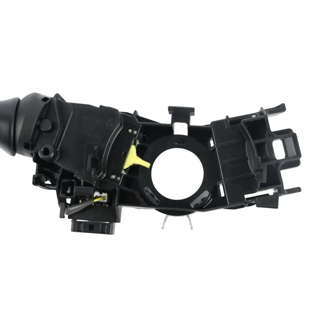 Steering Column Indicator Switch Squib Fog Lamp to Toyota Avensis T270 with Part number 8414005200 Toyota Avensis T270 Steering Column Indicator Switch Squib Fog Lamp - SKU 8414005200 - Part number 8414005200