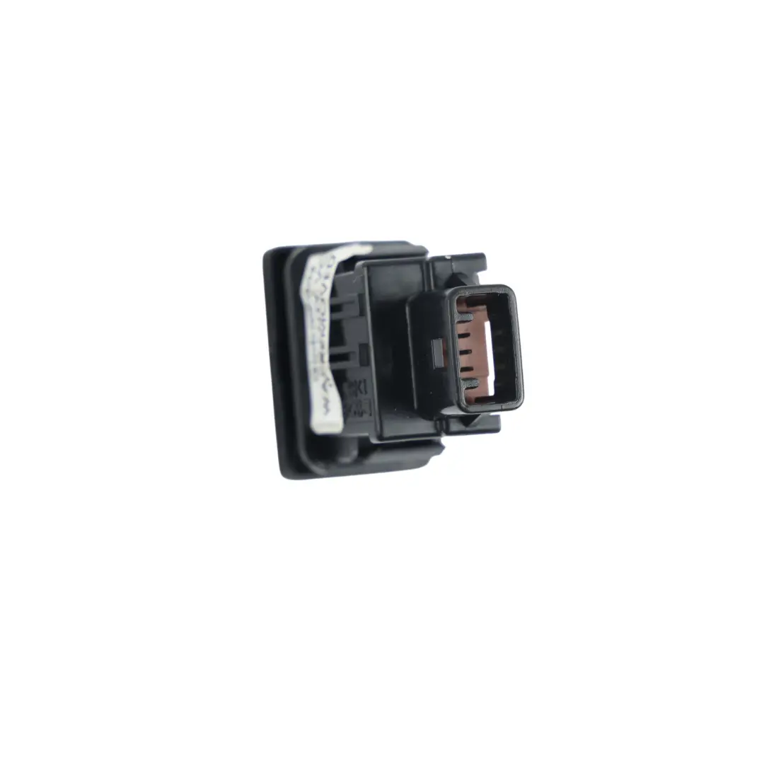 Bouton Interrupteur Ouverture Trappe Carburant pour Toyota Avensis T270 à propos du numéro de pièce 8484105020 Toyota Avensis T270 Bouton Interrupteur Ouverture Trappe Carburant - SKU 8484105020 - Numéro de pièce 8484105020