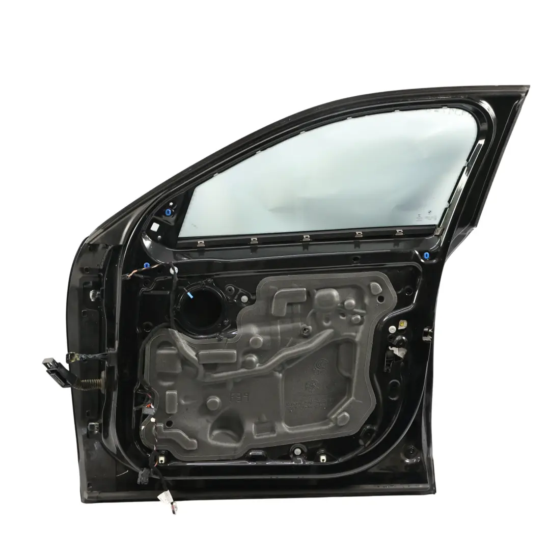Puerta Delantera Derecha Black Sapphire Metallic - 475 para BMW X2 F39 con número de pieza 8491728 BMW X2 F39 Puerta Delantera Derecha Black Sapphire Metallic - 475 - SKU 8491728-BS - Número de pieza 8491728