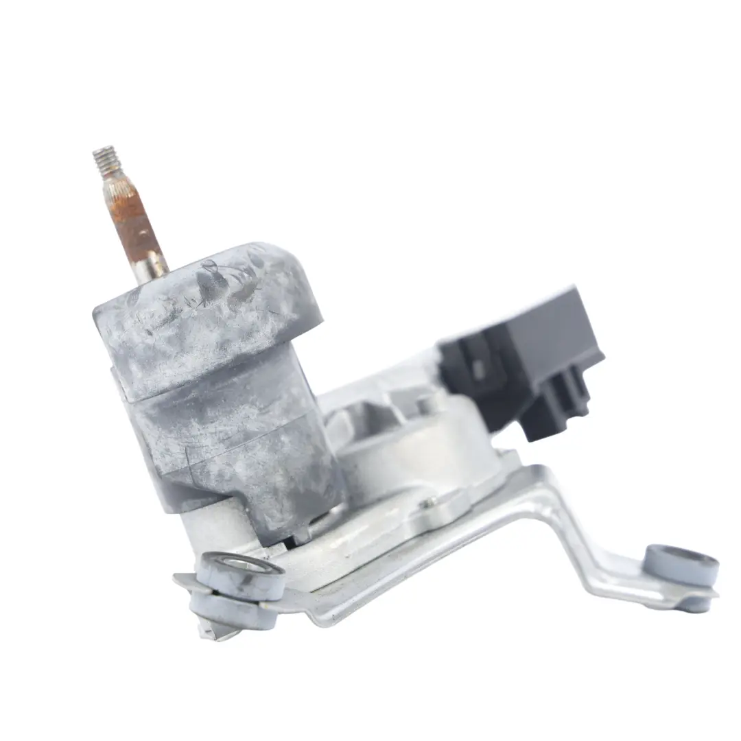 Wspornik Silnika Wycieraczki Tylnej Szyby do Toyota Auris E15 o numerze 8513002030 Toyota Auris E15 Wspornik Silnika Wycieraczki Tylnej Szyby - SKU 8513002030 - Numer Części 8513002030