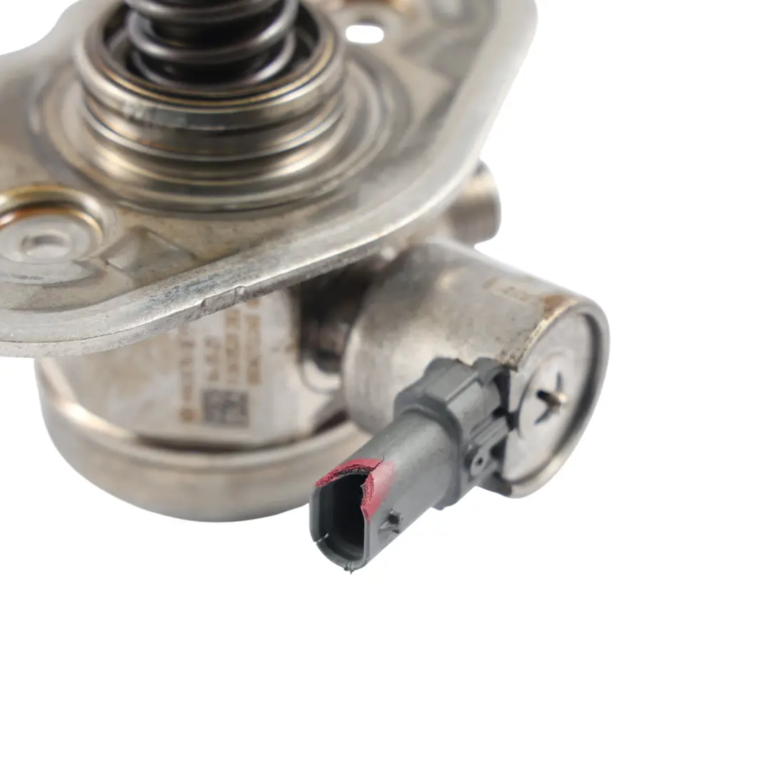 High Pressure Fuel Pump N20 Engine to BMW F10 F20 F21 F30 F31 F36 E89 with Part number 8604229 BMW F10 F20 F21 F30 F31 F36 E89 High Pressure Fuel Pump N20 Engine - SKU 8604229-1 - Part number 8604229