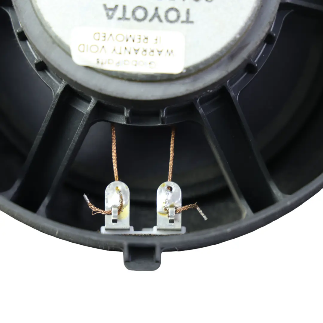 T230 Głośnik Audio Tylny Boczny Lewy Prawy 86160-2B540 do Toyota Celica Mk7 o numerze 861602B540 Toyota Celica Mk7 T230 Głośnik Audio Tylny Boczny Lewy Prawy 86160-2B540 - SKU 861602B540 - Numer Części 861602B540
