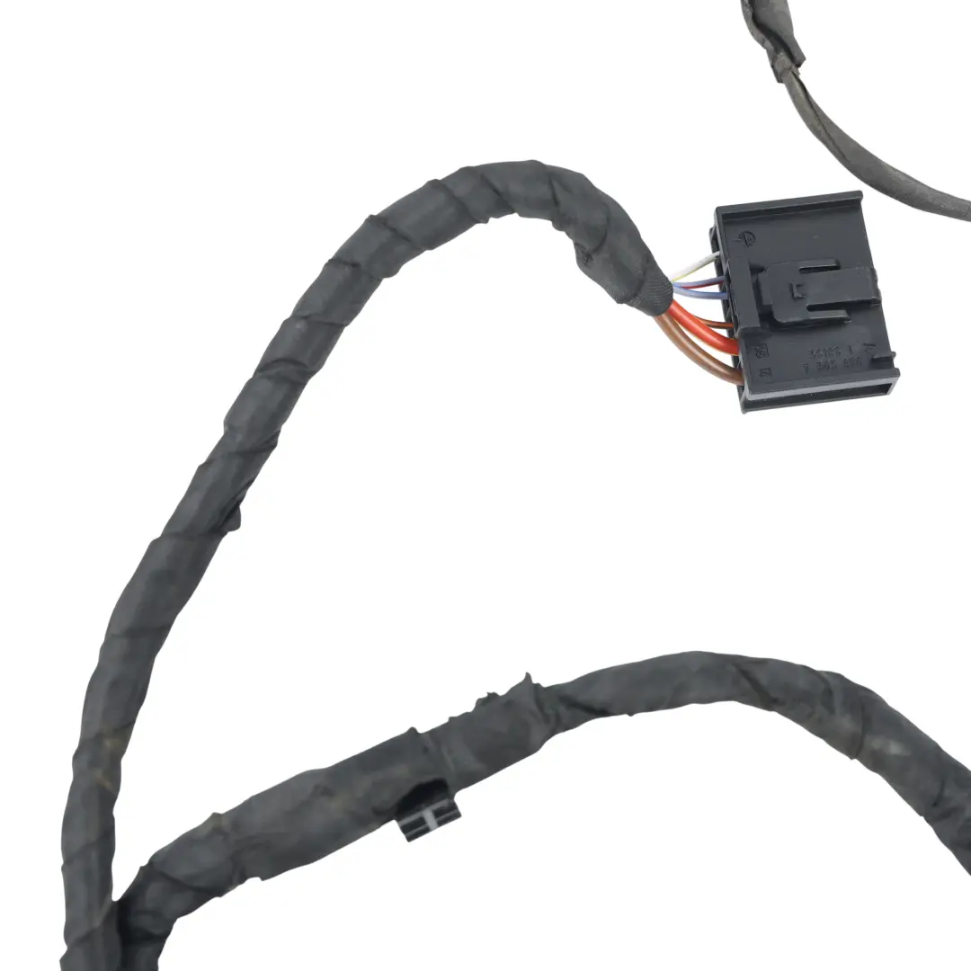 Wiązka Elektryczna Drzwi Przednich Prawa Strona do BMW F40 o numerze 8714406 BMW F40 Wiązka Elektryczna Drzwi Przednich Prawa Strona - SKU 8714406 - Numer Części 8714406