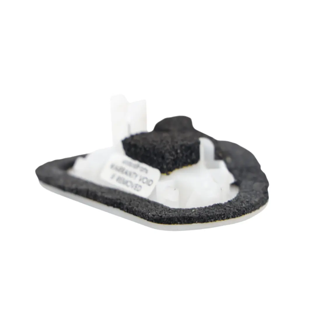 Couvercle Trou Rétroviseur Extérieur Avant Droit pour Toyota Avensis T270 à propos du numéro de pièce 8796305010 Toyota Avensis T270 Couvercle Trou Rétroviseur Extérieur Avant Droit - SKU 8796305010 - Numéro de pièce 8796305010
