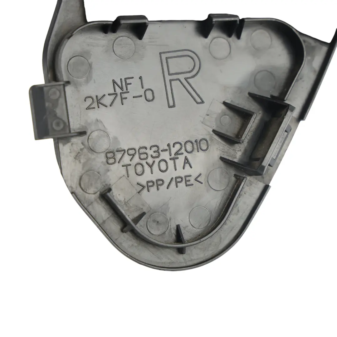 Embellecedor Tapa Retrovisor Puerta Delantera Derecha 879631201 para Toyota Auris E15 con número de pieza 8796312010 Toyota Auris E15 Embellecedor Tapa Retrovisor Puerta Delantera Derecha 879631201 - SKU 8796312010 - Número de pieza 8796312010