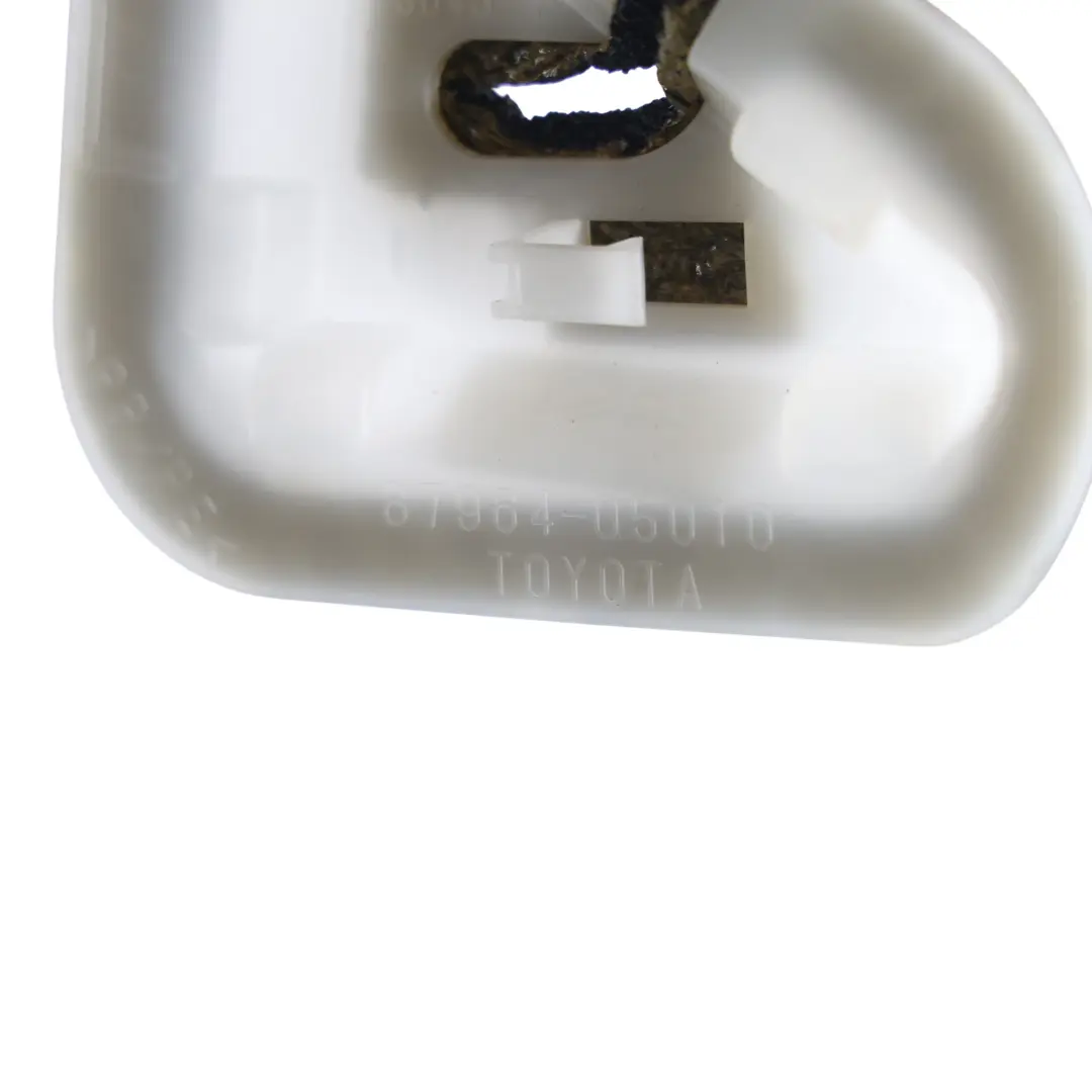 Cache Trou Montage Rétroviseur Extérieur Gauche pour Toyota Avensis T270 à propos du numéro de pièce 8796405010 Toyota Avensis T270 Cache Trou Montage Rétroviseur Extérieur Gauche - SKU 8796405010 - Numéro de pièce 8796405010