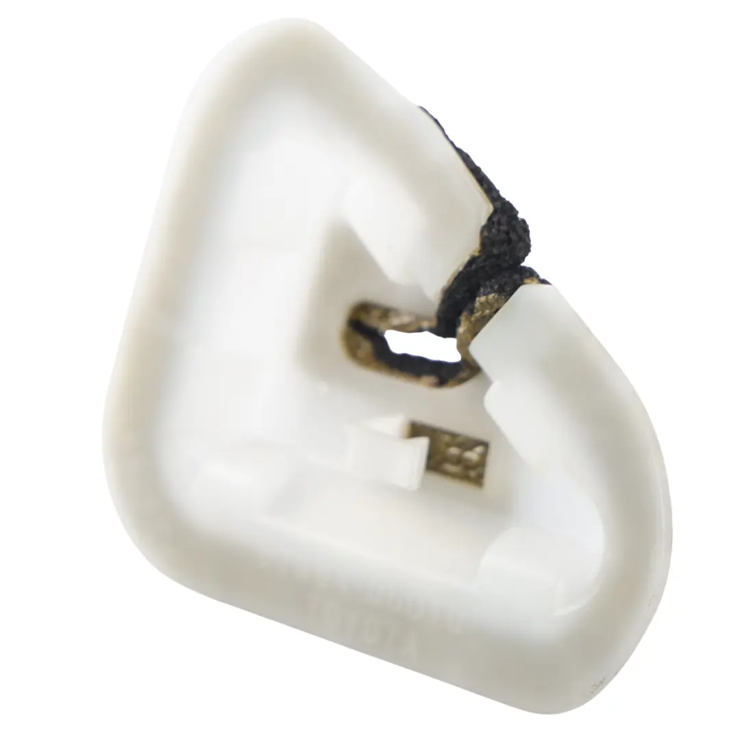Copertura Foro Specchietto Esterno Sinistro per Toyota Avensis T270 con numero di parte 8796405010 Toyota Avensis T270 Copertura Foro Specchietto Esterno Sinistro - SKU 8796405010 - Numero di parte 8796405010