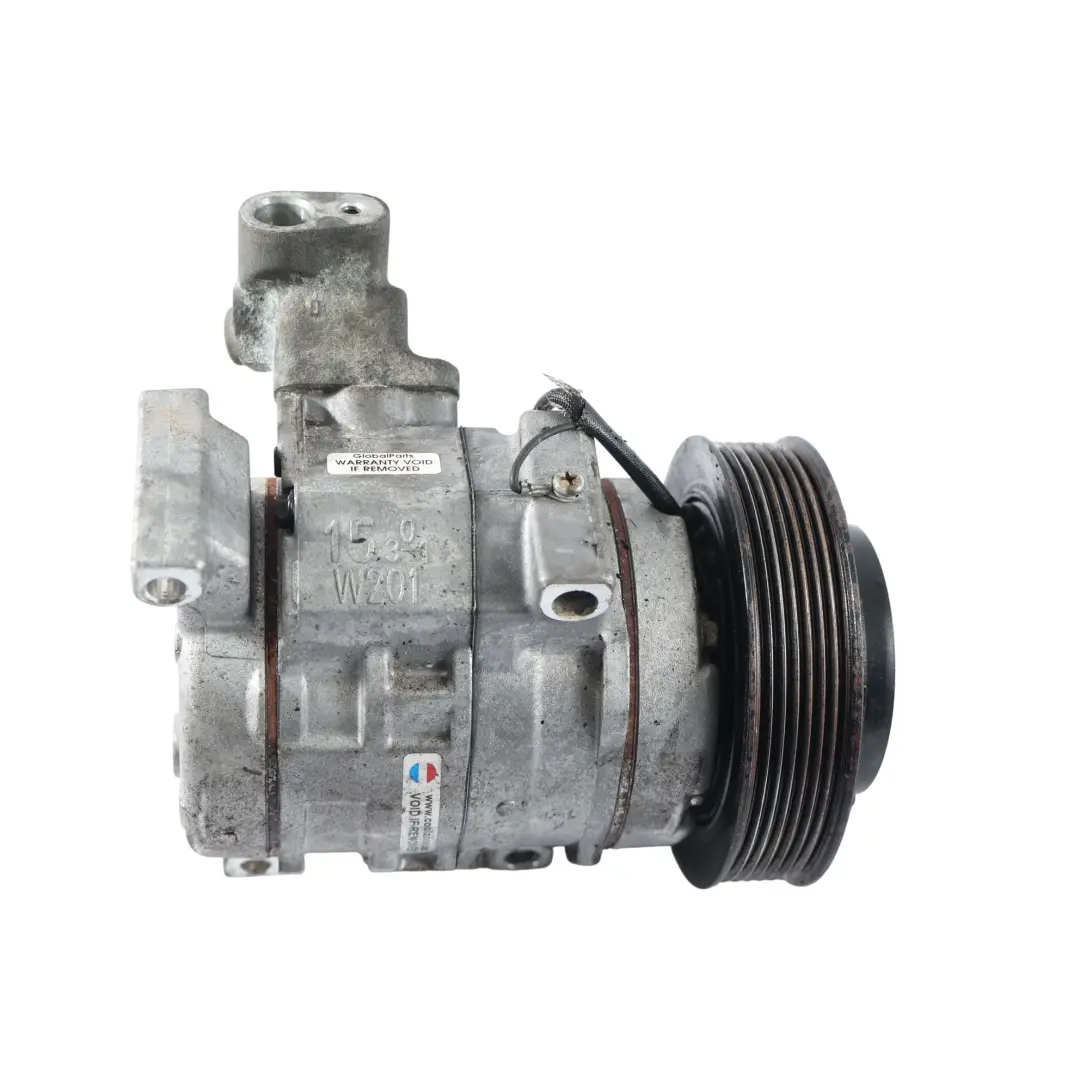 Mk2 Sprężarka Klimatyzacji 2.0 1AZFE do Toyota RAV4 o numerze 8832042080 Toyota RAV4 Mk2 Sprężarka Klimatyzacji 2.0 1AZFE - SKU 8832042080 - Numer Części 8832042080