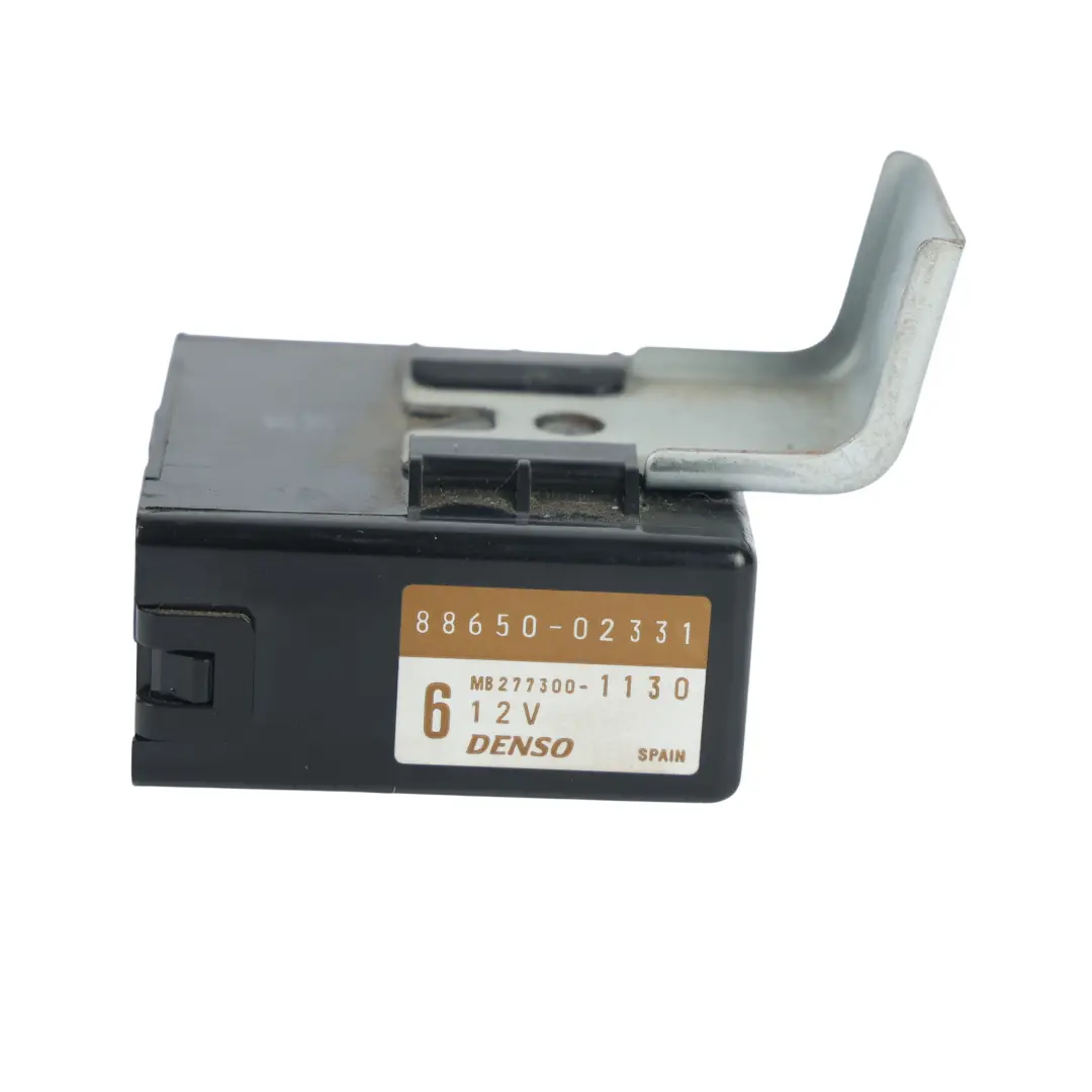 Module Relais Commande Antenne Aérienne pour Toyota Corolla E12 à propos du numéro de pièce 8865002331 Toyota Corolla E12 Module Relais Commande Antenne Aérienne - SKU 8865002331 - Numéro de pièce 8865002331