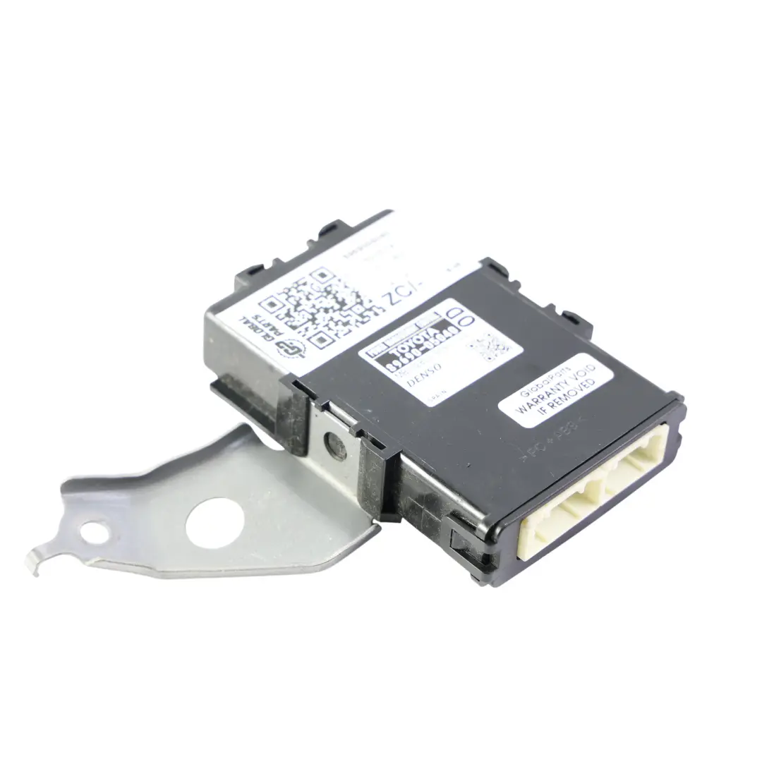 Toyota Avensis T270 Power Management ECU Control Module 1.8 Petrol - SKU 8969005040 - Part number 8969005040