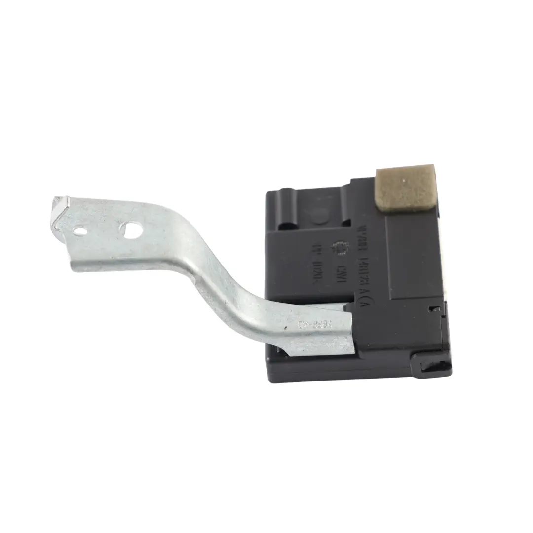 Central Locking Immobilizer Control Unit Module to Toyota Auris E15 with Part number 8978002040 Toyota Auris E15 Central Locking Immobilizer Control Unit Module - SKU 8978002040 - Part number 8978002040