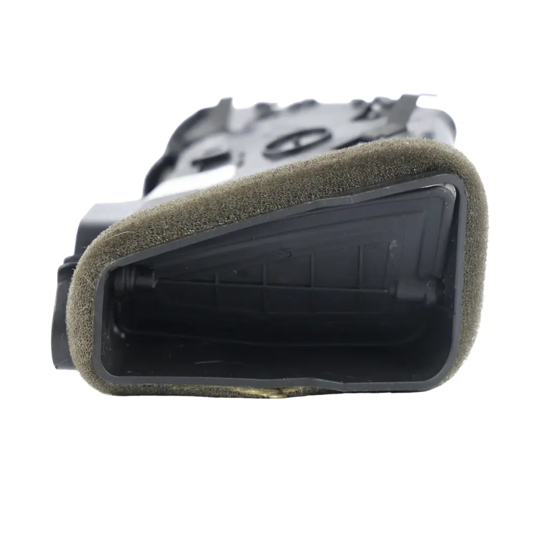 Dashboard Centre Air Vent Black Right O/S to Ford Fiesta MK7 with Part number 8A61-A018B08-AEW Ford Fiesta MK7 Dashboard Centre Air Vent Black Right O/S - SKU 8A61-A018B08-AEW - Part number 8A61-A018B08-AEW
