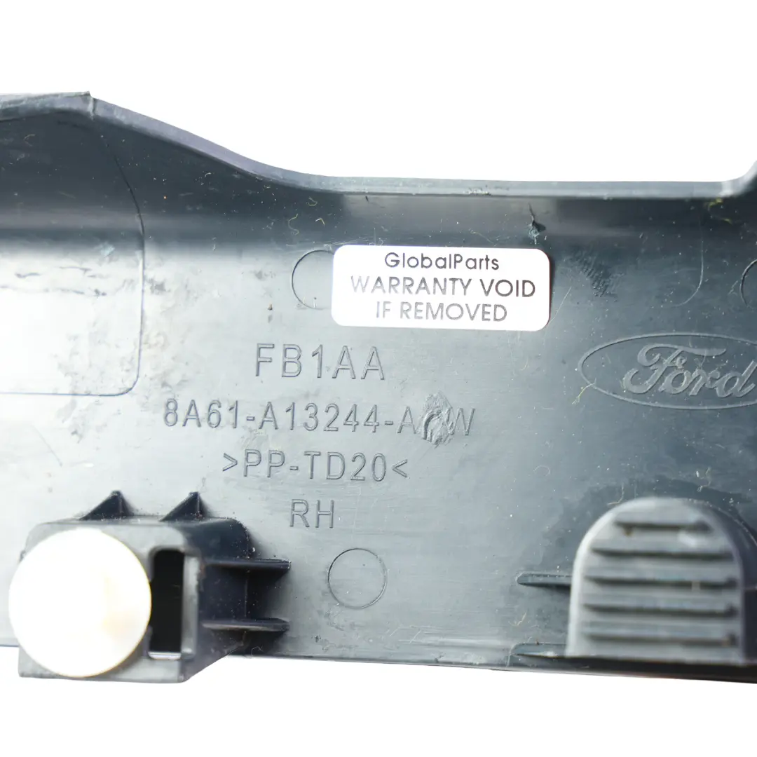 Embellecedor Panel Pilar Puerta Derecho Negro para Ford Fiesta Mk7 con número de pieza 8A61-A13244-AGW Ford Fiesta Mk7 Embellecedor Panel Pilar Puerta Derecho Negro - SKU 8A61-A13244-AGW - Número de pieza 8A61-A13244-AGW