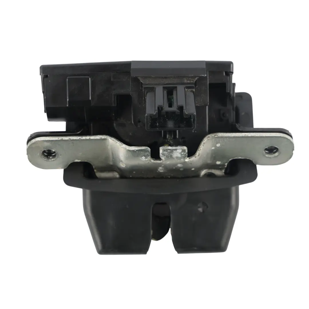 Zamek Klapy Bagażnika Tylny do Ford Fiesta MK7 o numerze 8A61-A442A66-BC Ford Fiesta MK7 Zamek Klapy Bagażnika Tylny - SKU 8A61-A442A66-BC - Numer Części 8A61-A442A66-BC