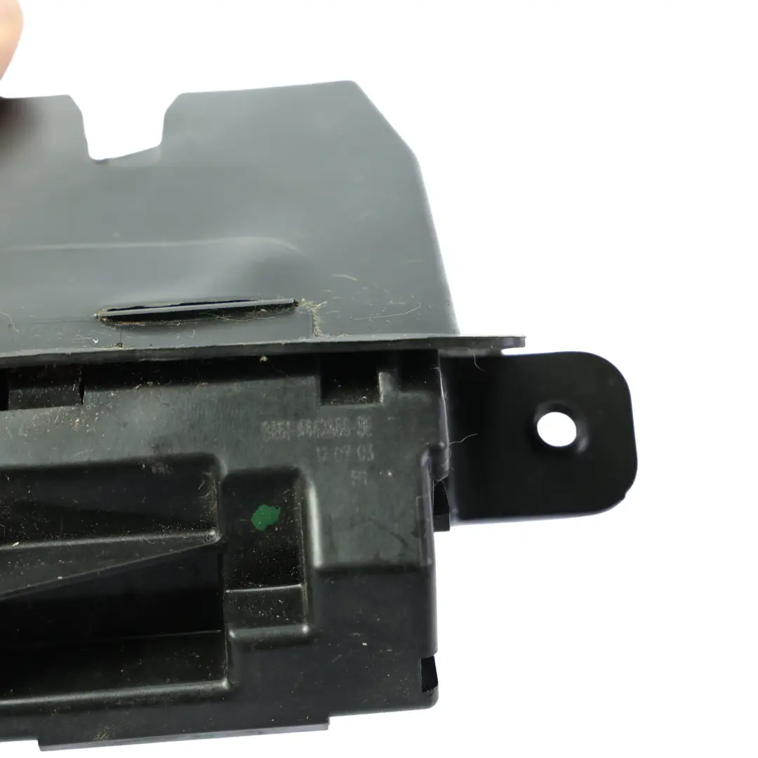 Cerradura Portón Trasero Cierre Maletero 8A61-A442466-BE para Ford Fiesta Mk7 con número de pieza 8A61-A442A66 Ford Fiesta Mk7 Cerradura Portón Trasero Cierre Maletero 8A61-A442466-BE - SKU 8A61-A442A66-BL - Número de pieza 8A61-A442A66