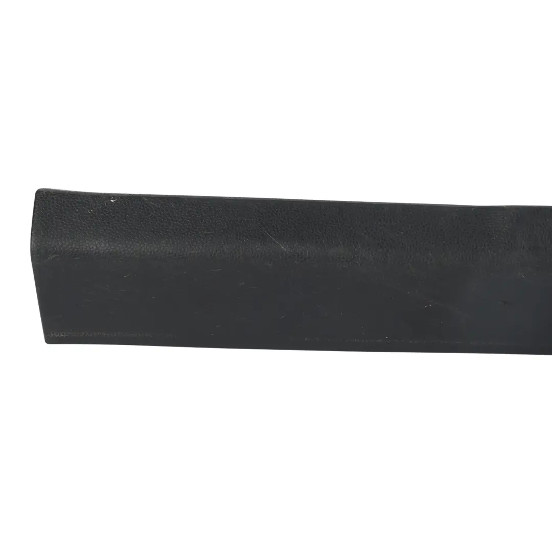 Rivestimento Battitacco Anteriore Sinistro per Ford Fiesta Mk7 con numero di parte 8A61-B13201-ACW Ford Fiesta Mk7 Rivestimento Battitacco Anteriore Sinistro - SKU 8A61-B13201-ACW - Numero di parte 8A61-B13201-ACW