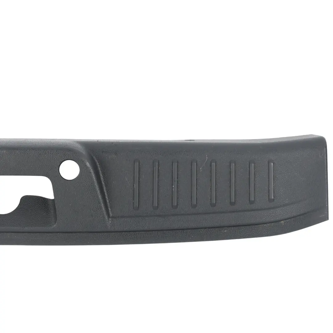 Ford Fiesta Mk7 Moldura Cubierta Maletero Portón Negro - SKU 8A61-B40352-AGW - Número de pieza 8A61-B40352-AGW
