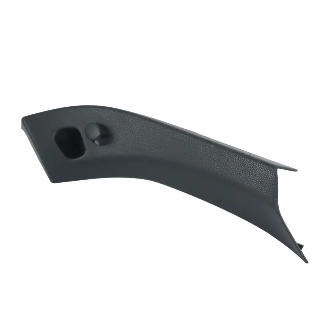 Panel Moldura Tapa Maletero Trasera Izquierda para Ford Fiesta Mk7 con número de pieza 8A61-B42907-AGW Ford Fiesta Mk7 Panel Moldura Tapa Maletero Trasera Izquierda - SKU 8A61-B42907-AGW - Número de pieza 8A61-B42907-AGW