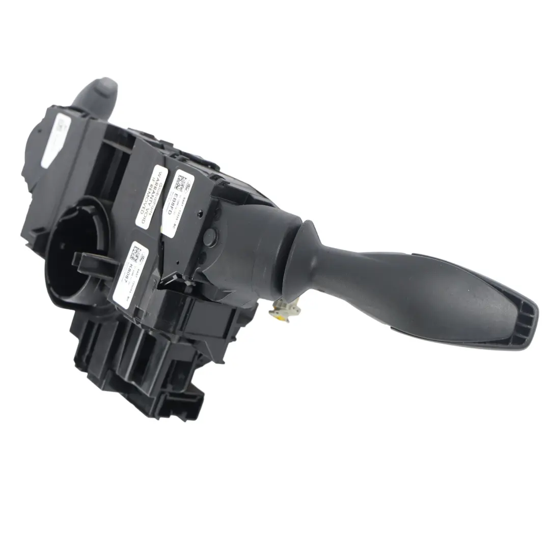 Support Garniture Commodo Colonne Direction pour Ford Fiesta Mk7 à propos du numéro de pièce 8A6T-13N064-BH Ford Fiesta Mk7 Support Garniture Commodo Colonne Direction - SKU 8A6T-13N064-BH-1 - Numéro de pièce 8A6T-13N064-BH