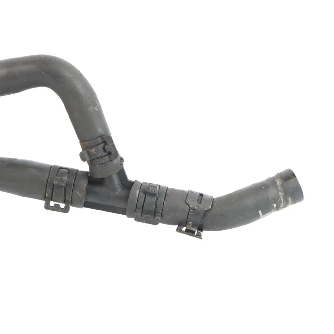 Tubo Flessibile Liquido Refrigerante Radiatore per Audi A4 B7 con numero di parte 8E0121044K Audi A4 B7 Tubo Flessibile Liquido Refrigerante Radiatore - SKU 8E0121044K - Numero di parte 8E0121044K