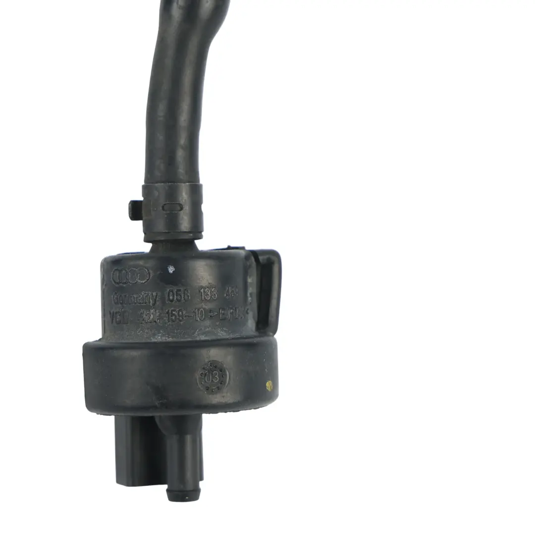 8H B6 S4 B7 Tuyau Canister Charbon Actif 4.2 FSI pour Audi A4 à propos du numéro de pièce 8E0201991AS Audi A4 8H B6 S4 B7 Tuyau Canister Charbon Actif 4.2 FSI - SKU 8E0201991AS - Numéro de pièce 8E0201991AS