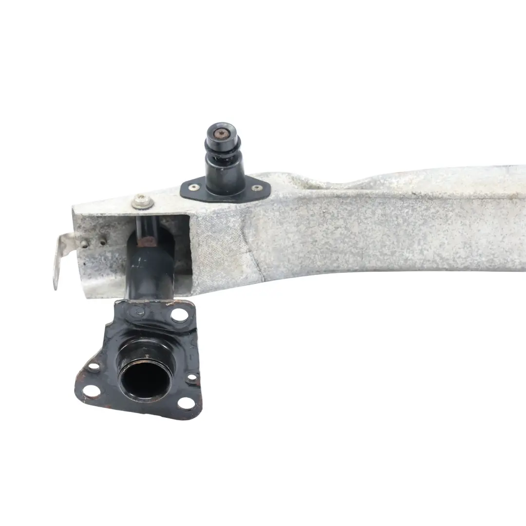 Support Traverse Pare Chocs Avant Renfort pour Audi A4 B7 à propos du numéro de pièce 8E0807109J Audi A4 B7 Support Traverse Pare Chocs Avant Renfort - SKU 8E0807109J-1 - Numéro de pièce 8E0807109J