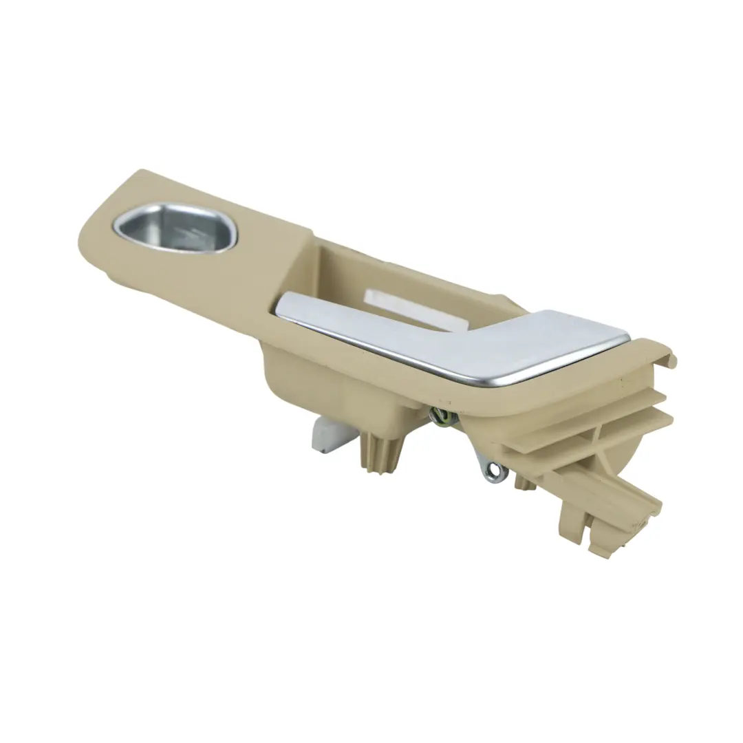 Manilla Interior Puerta Trasera Derecha Beige para Audi A4 B7 con número de pieza 8E0839020C Audi A4 B7 Manilla Interior Puerta Trasera Derecha Beige - SKU 8E0839020C-1 - Número de pieza 8E0839020C