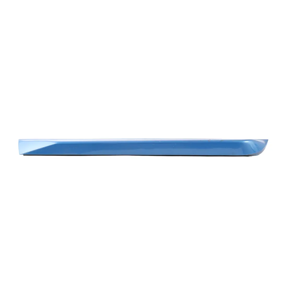 Listwa Drzwi Tylnych Dolna Lewa Sprint Blue Pearl Z5F do Audi A4 B7 o numerze 8E0853969 Audi A4 B7 Listwa Drzwi Tylnych Dolna Lewa Sprint Blue Pearl Z5F - SKU 8E0853969-SPR - Numer Części 8E0853969
