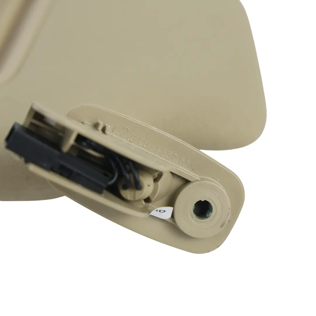 Parasol Cubierta Panel Moldura Izquierda Beige para Audi A4 B7 con número de pieza 8E0857551Q Audi A4 B7 Parasol Cubierta Panel Moldura Izquierda Beige - SKU 8E0857551Q-1 - Número de pieza 8E0857551Q