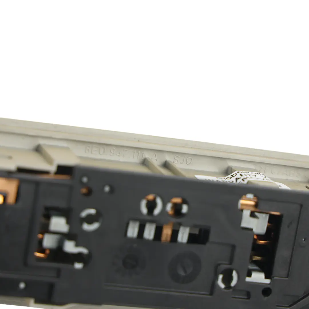 Audi A4 B7 Hinten Innen Leseleuchte Schalter Blende Beige - SKU 8E0947111A-2 - Teilenummer 8E0947111A