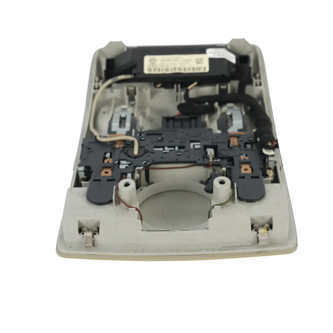 Audi A3 8P Lampka Oświetlenia Wnętrza Panel Przełącznika Beżowy - SKU 8E0947135D-2 - Numer Części 8E0947135D