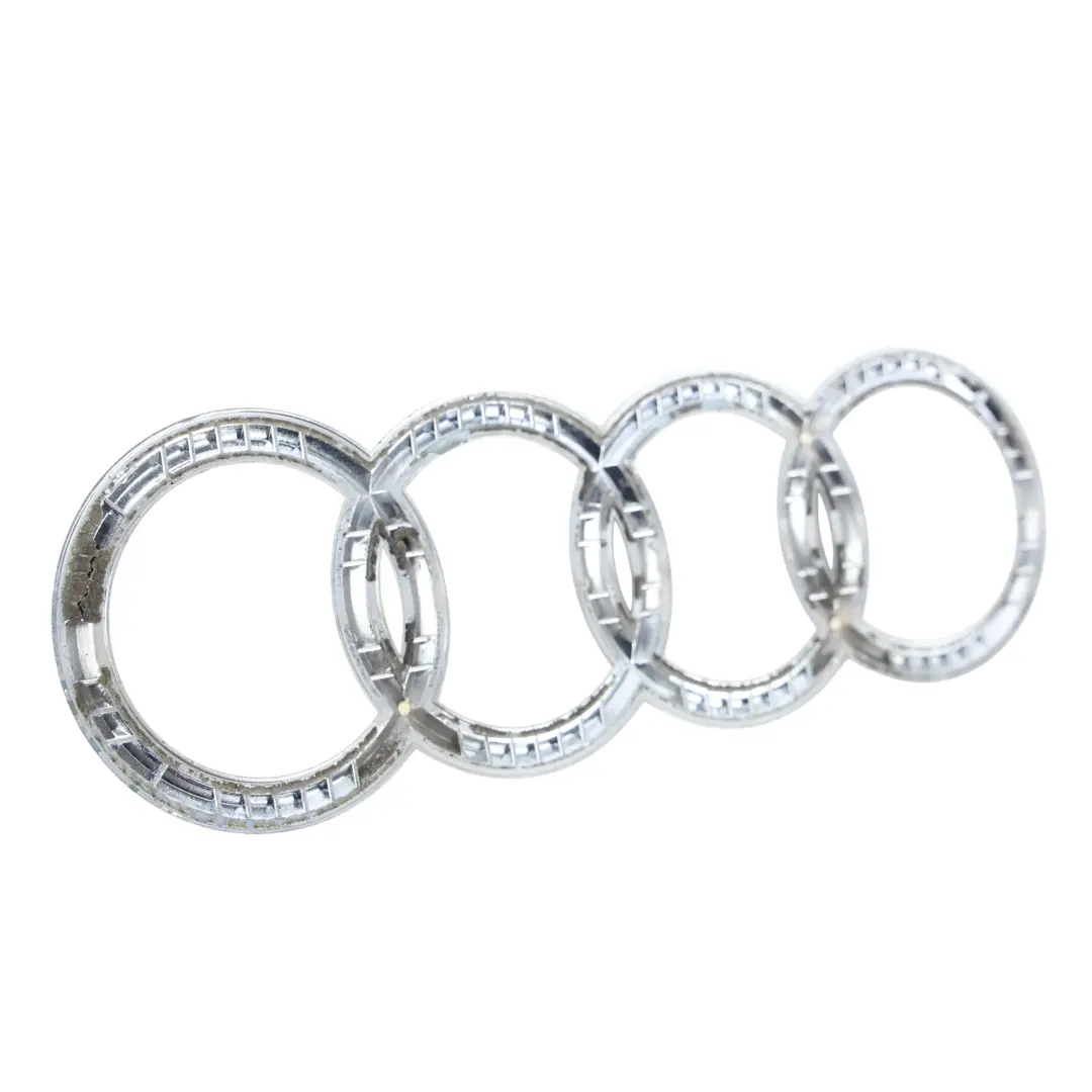 Heckklappe Emblem Logo Hinten für Audi A4 B6 mit Teilenummer 8H0853742 Audi A4 B6 Heckklappe Emblem Logo Hinten - SKU 8H0853742 - Teilenummer 8H0853742