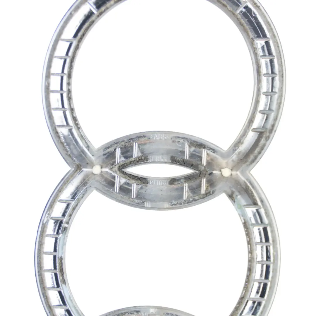 Heckklappe Emblem Logo Hinten für Audi A4 B6 mit Teilenummer 8H0853742 Audi A4 B6 Heckklappe Emblem Logo Hinten - SKU 8H0853742 - Teilenummer 8H0853742