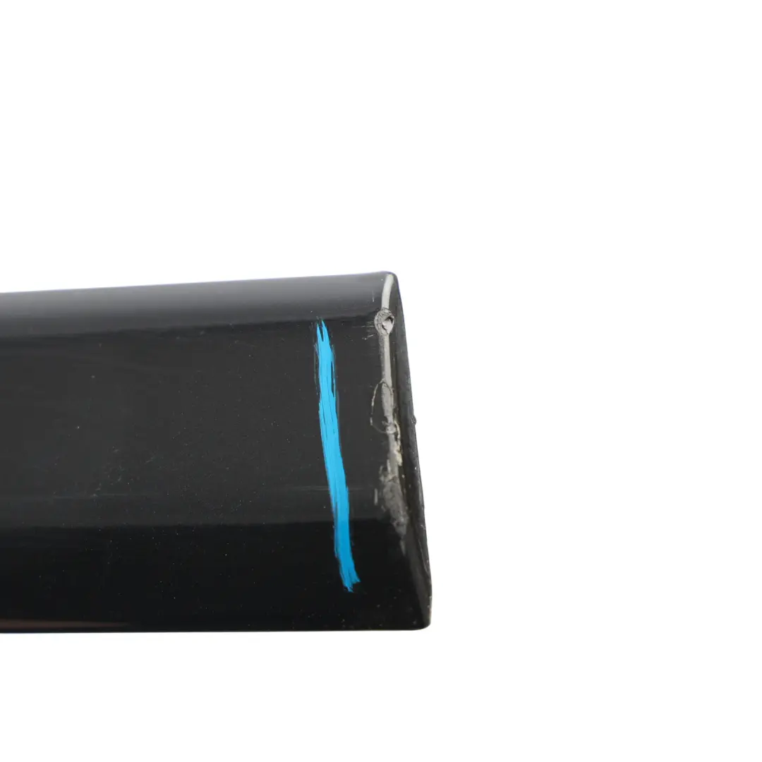 Front Door Moulding Strip Panel Right O/S Phantom Black Z9Y to Audi A4 B7 with Part number 8H0853954 Audi A4 B7 Front Door Moulding Strip Panel Right O/S Phantom Black Z9Y - SKU 8H0853954-PHB - Part number 8H0853954