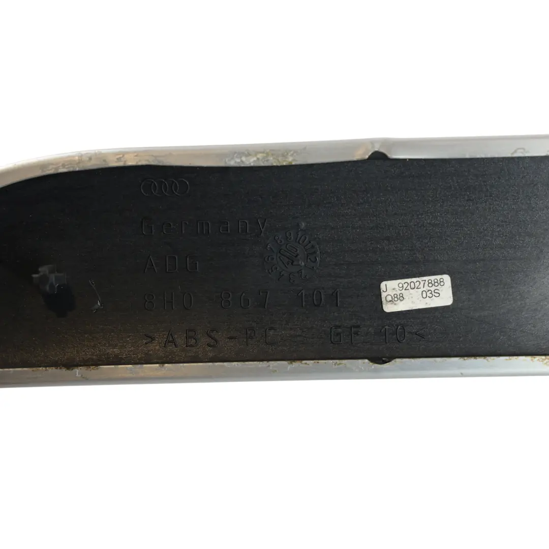 Listwa Ozdobna Panelu Bocznego Tylna Lewa do Audi A4 B7 Cabrio o numerze 8H0867101 Audi A4 B7 Cabrio Listwa Ozdobna Panelu Bocznego Tylna Lewa - SKU 8H0867101-1 - Numer Części 8H0867101
