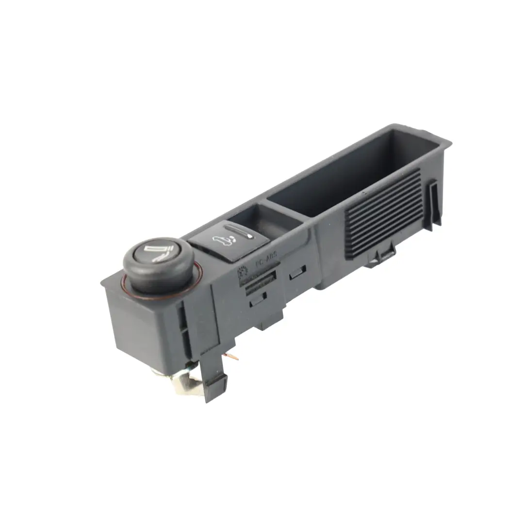 Przycisk Zapalniczka Gniazdo 12V Popielniczka do Audi A4 B7 Cabrio o numerze 8H0919719G Audi A4 B7 Cabrio Przycisk Zapalniczka Gniazdo 12V Popielniczka - SKU 8H0919719G-2 - Numer Części 8H0919719G