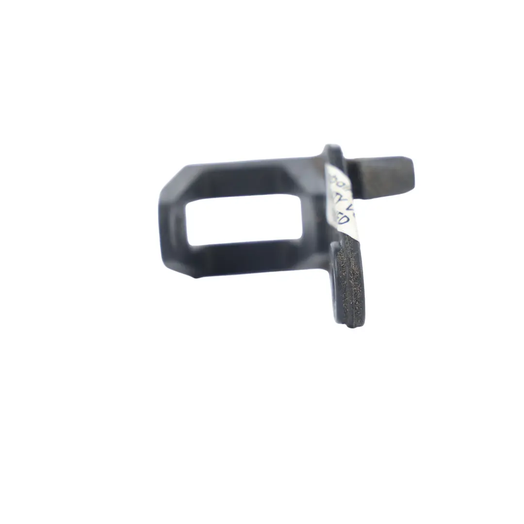 Audi A4 B8 A5 8T Supporto Perno Scatola Filtro Aria Sinistro - SKU 8K0133426A - Numero di parte 8K0133426A