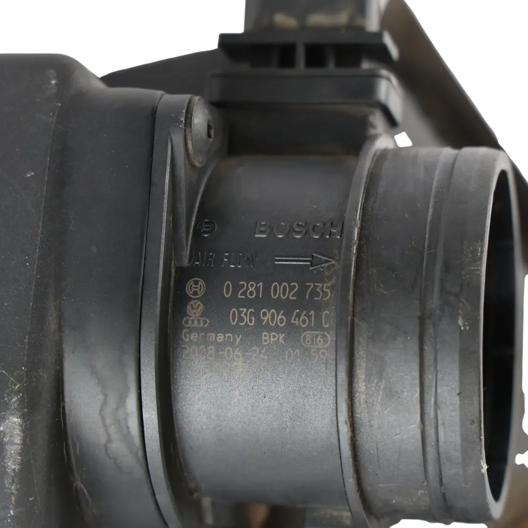 Audi A4 B8 A5 8T 2.0 TDI Obudowa Filtra Powietrza Dolot - SKU 8K0133837BF - Numer Części 8K0133837BF
